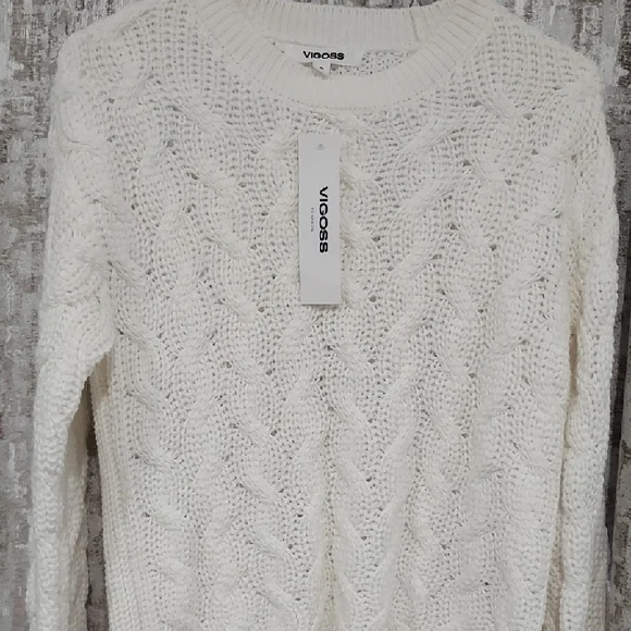 Vigoss Cream Cable Knit Sweater - Picture 1 of 4